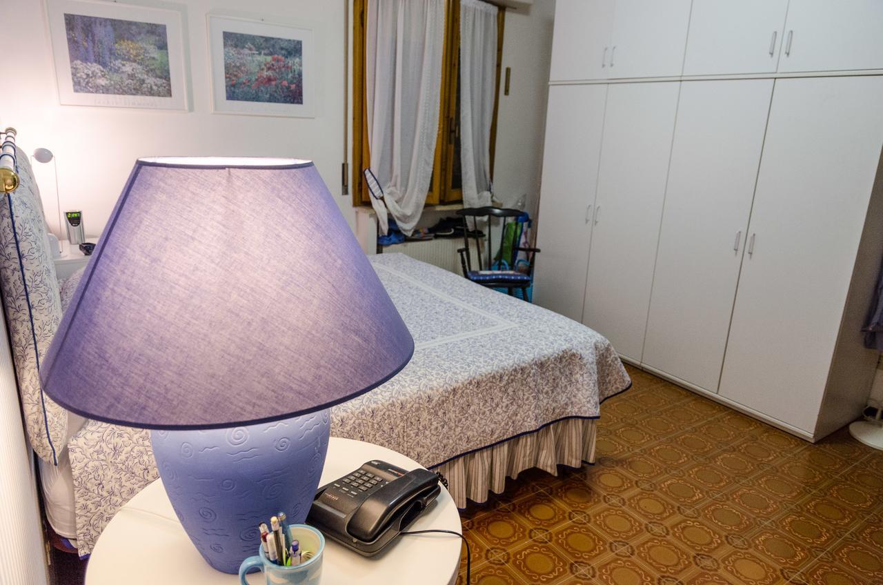 Seaside Holiday Apartment - Unique Location Cipressa المظهر الخارجي الصورة